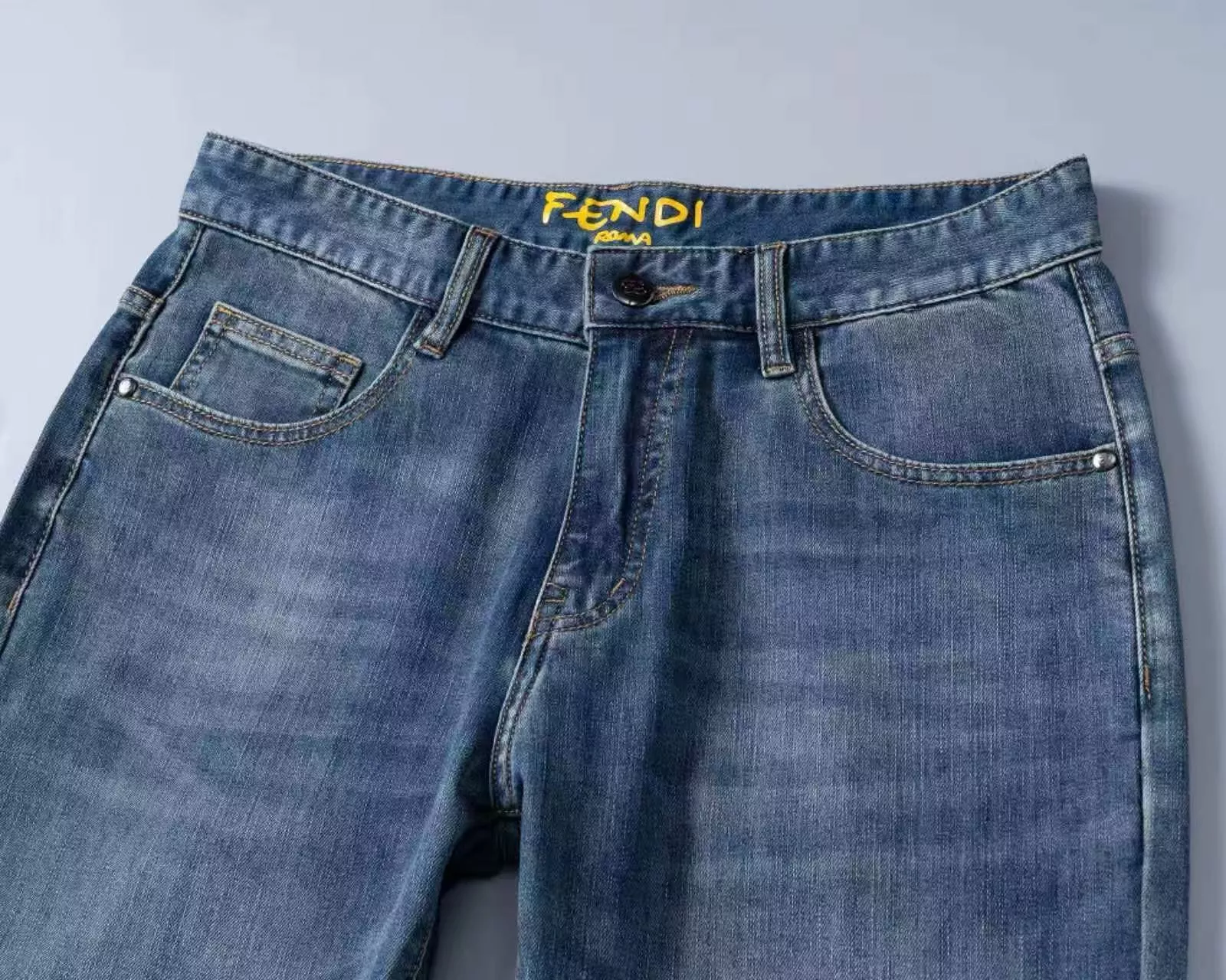 fendi jeans pour homme s_12a416a:Fendi jeans slim jean4